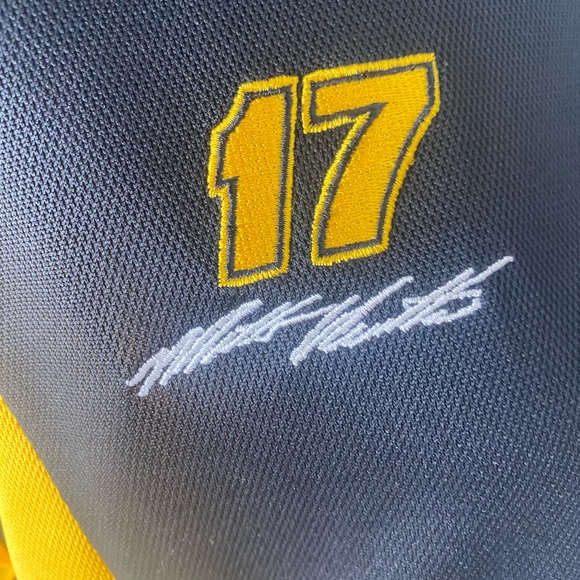 ~Men’s size medium chase Matt kenseth polo shirt. - Picture 6 of 8